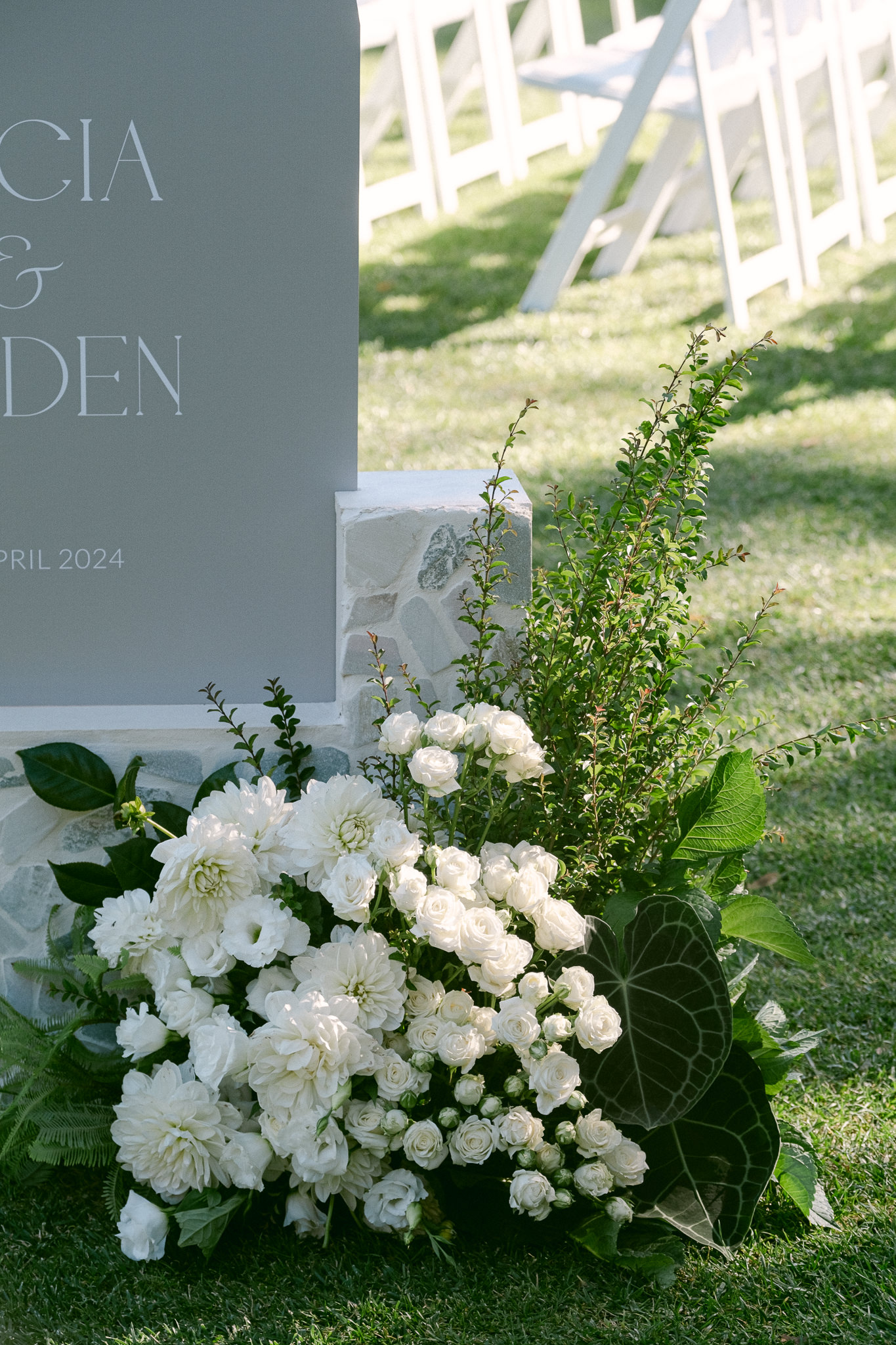 Evka Weddings Goldings Winery Wedding Mclaren Vale, styled by The Modern Approach. Flowers Stemhaus
