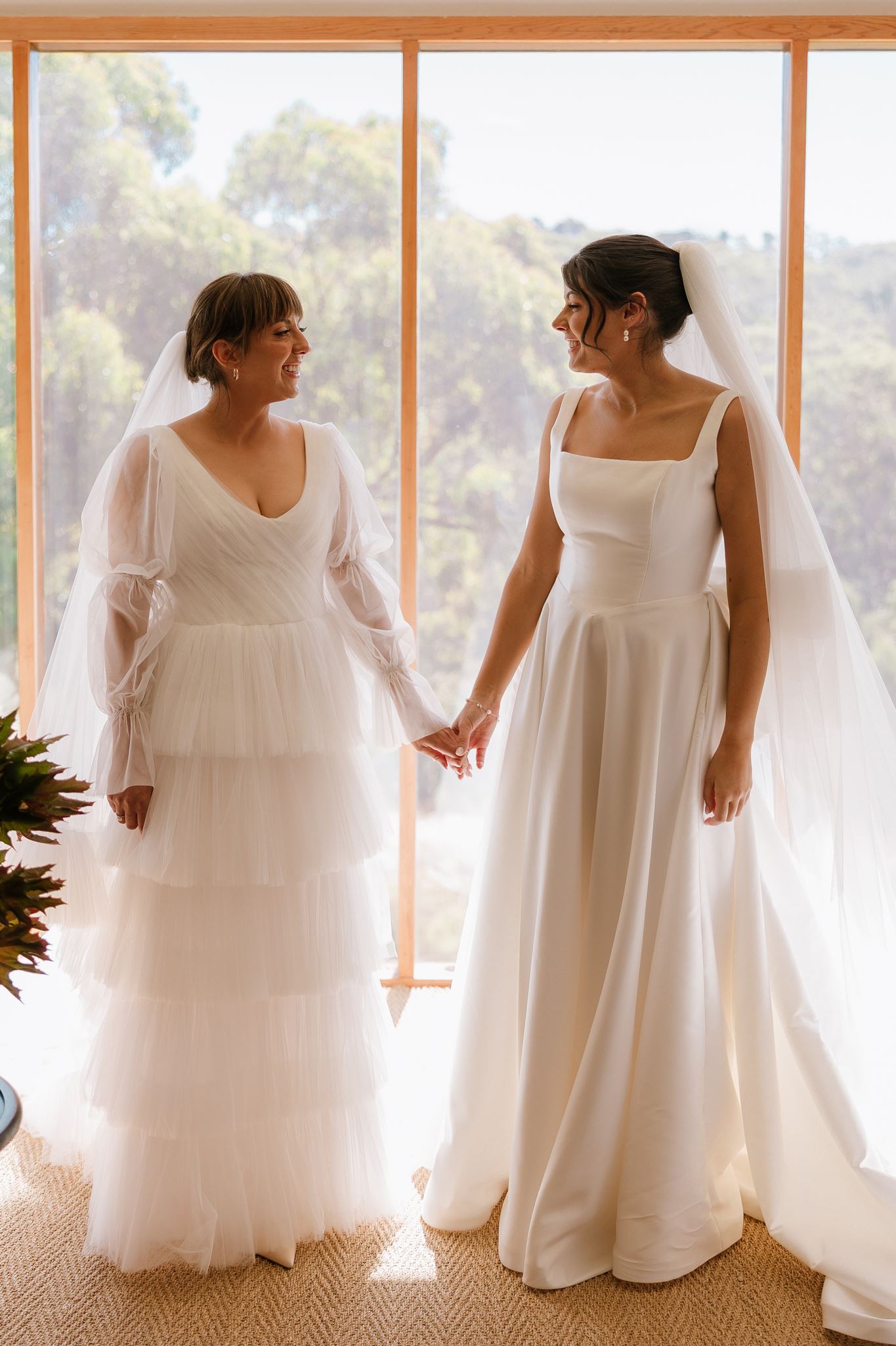 Brides